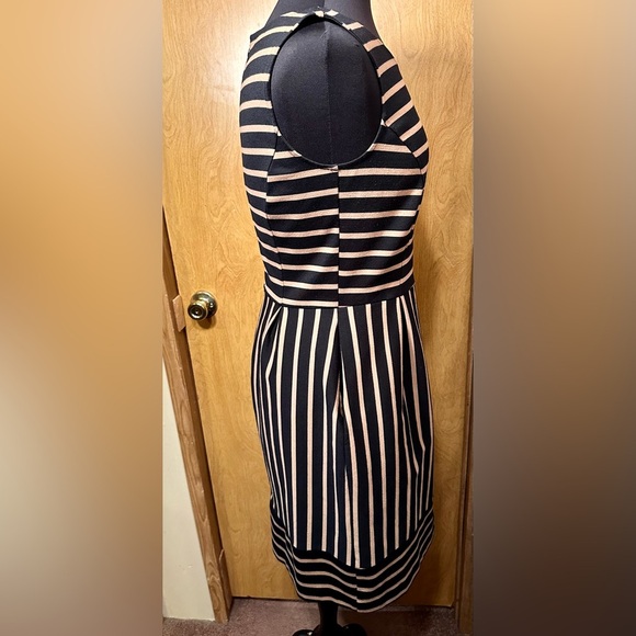Merona Black and tan sleeveless striped dress size medium - Picture 4 of 9